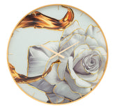 Reloj de pared redondo con esfera decorada con una rosa y marco dorado