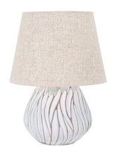 Lámpara de mesa Honduras Resina decorativa lineal Pantalla de tela Beige