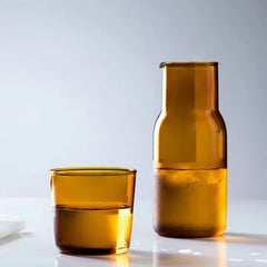 Botella de agua de vidrio con vaso, garrafa de cabecera, jarra de agua nocturna con vaso, vasos, frasco, jarra para té con leche