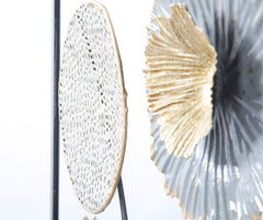 Panel decorativo de metal flores y hojas acero gris oro