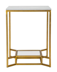 Mesa de centro cuadrada de metal dorado con tablero de mármol blanco y estante de cristal.