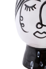 Jarrón cara Porcelana Blanca y base Negra
