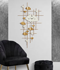 Reloj de pared decorativo geométrico con hojas doradas y blancas