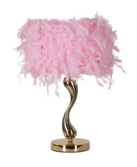 Lámpara de mesa Chariot Metal Dorado Pantalla Plumas Sintéticas Rosas