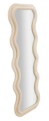 Espejo de pared con marco de madera y tela crema ondulada