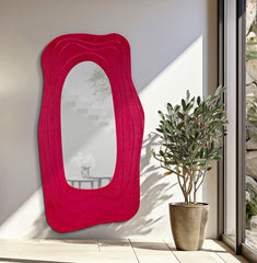 Espejo de pared sinuoso Dafne Fucsia