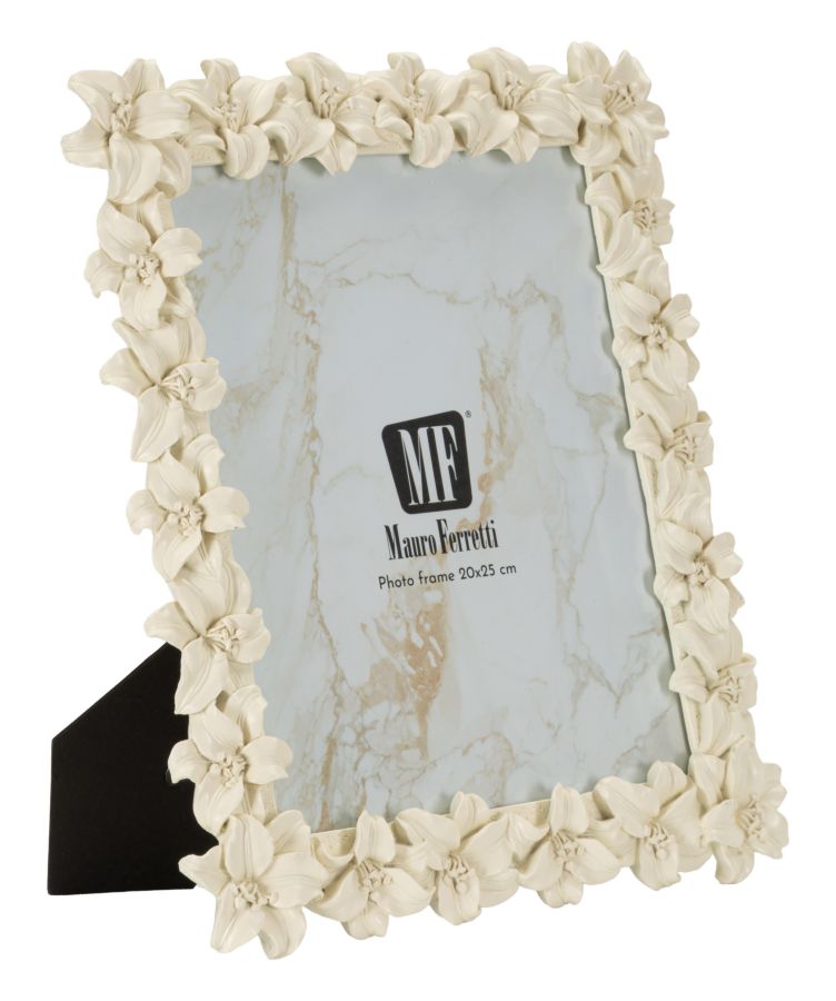 Romantic Floral Frame 27.5x2.3x32.5cm (Internal Measurement 20x25cm)