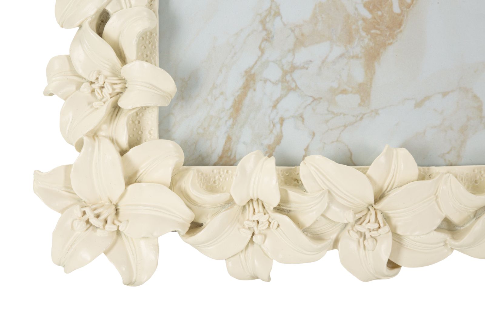 Romantic Floral Frame 27.5x2.3x32.5cm (Internal Measurement 20x25cm)