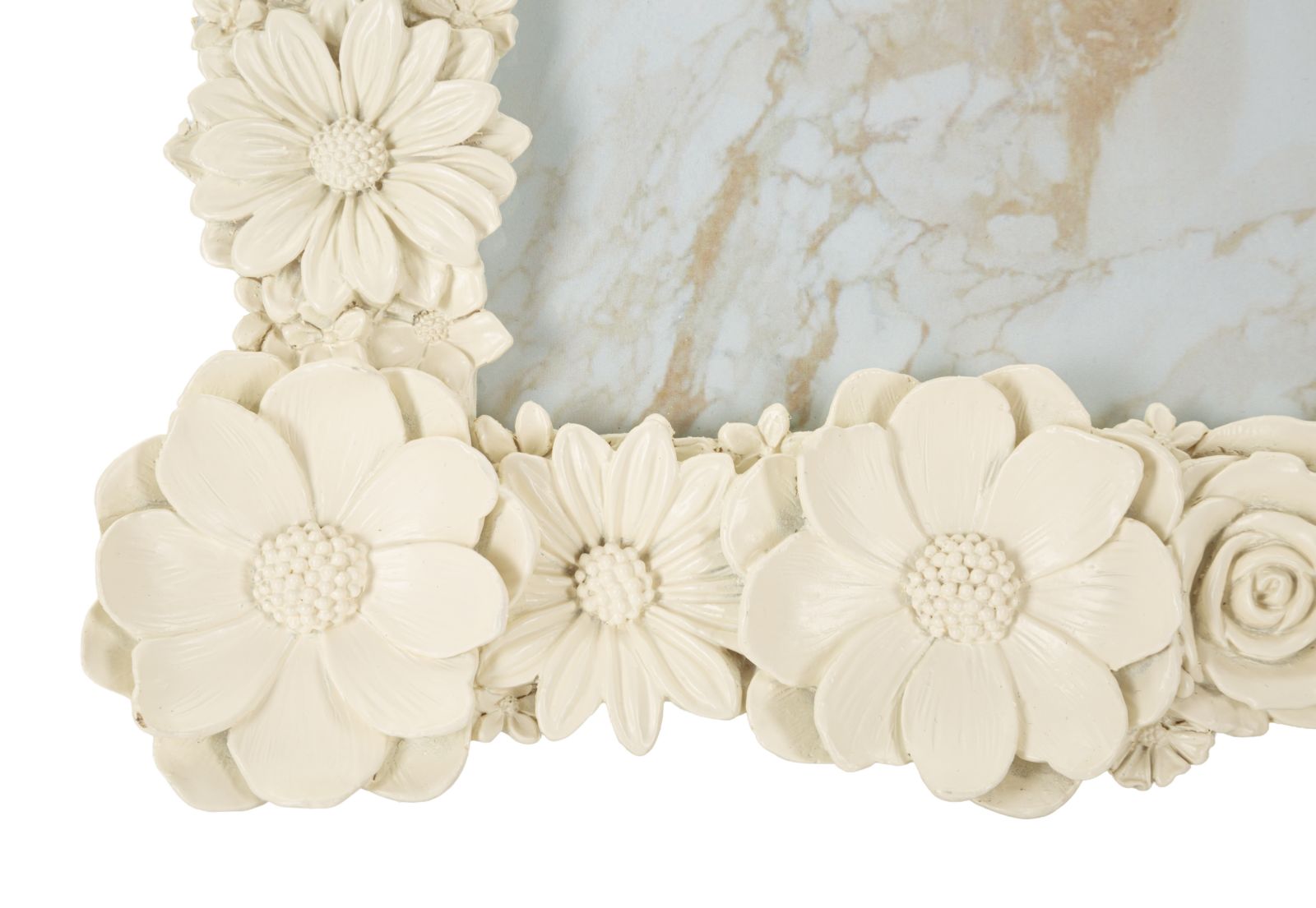 Frame with Embossed Flowers, 28.5 x 2.7 x 34 cm
(Internal Measurements: 20 x 25 cm)
