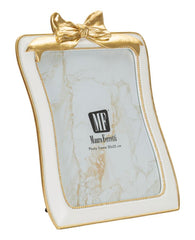 Romantic Frame with Bow, 25.7 x 2.3 x 34 cm
(Internal Measurements: 20 x 25 cm)