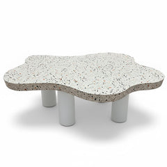 Table basse forme nuage 69x100cm Lagoon Effet Terrazzo