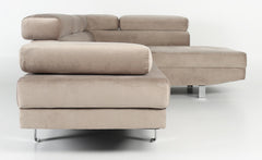 Canapé d'angle Annalo avec têtières ajustables velours taupe