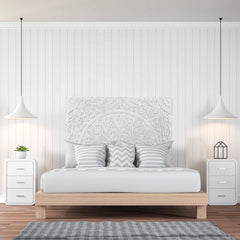Cabecero de 140 cm de madera blanca tallada