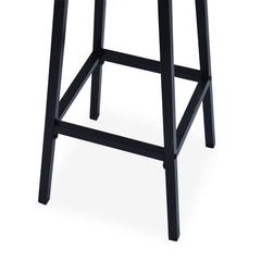 Mesa de bar con taburetes Céline de madera y metal negro