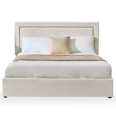 Lit coffre Sandiego avec sommier relevable 140x200cm et tête de lit cloutée Velours Beige