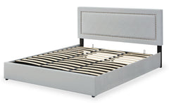 Lit coffre Sandiego avec sommier relevable 180x200cm et tête de lit cloutée Velours Gris clair